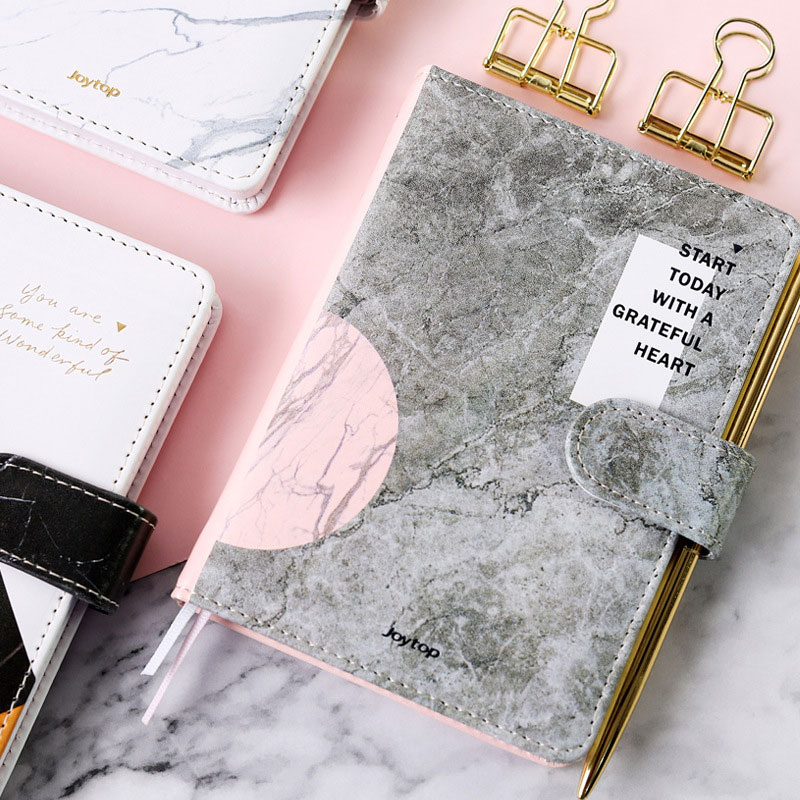 Niyə 2024-cü ildə Daş Kağız Noutbukları Daşlarını üzərinə götürür?